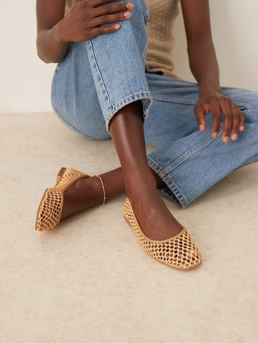 Wide Fit Pointed-Toe Ballet Flats in Natural Weave NWT
